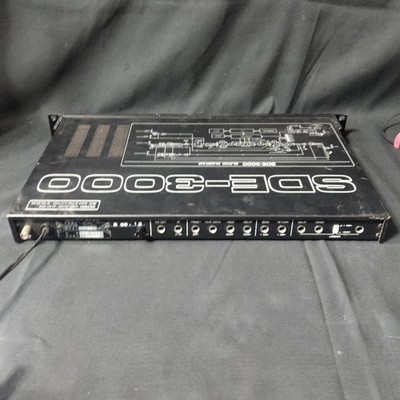 Roland SDE-3000 Digital Delay Effects Rack Unit bestückt mit BYPASS Switch Junk