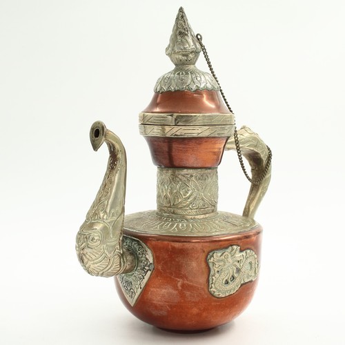 Tibetan Teapot in Copper and White Metal with Dragon Motifs - Picture 8 of 24
