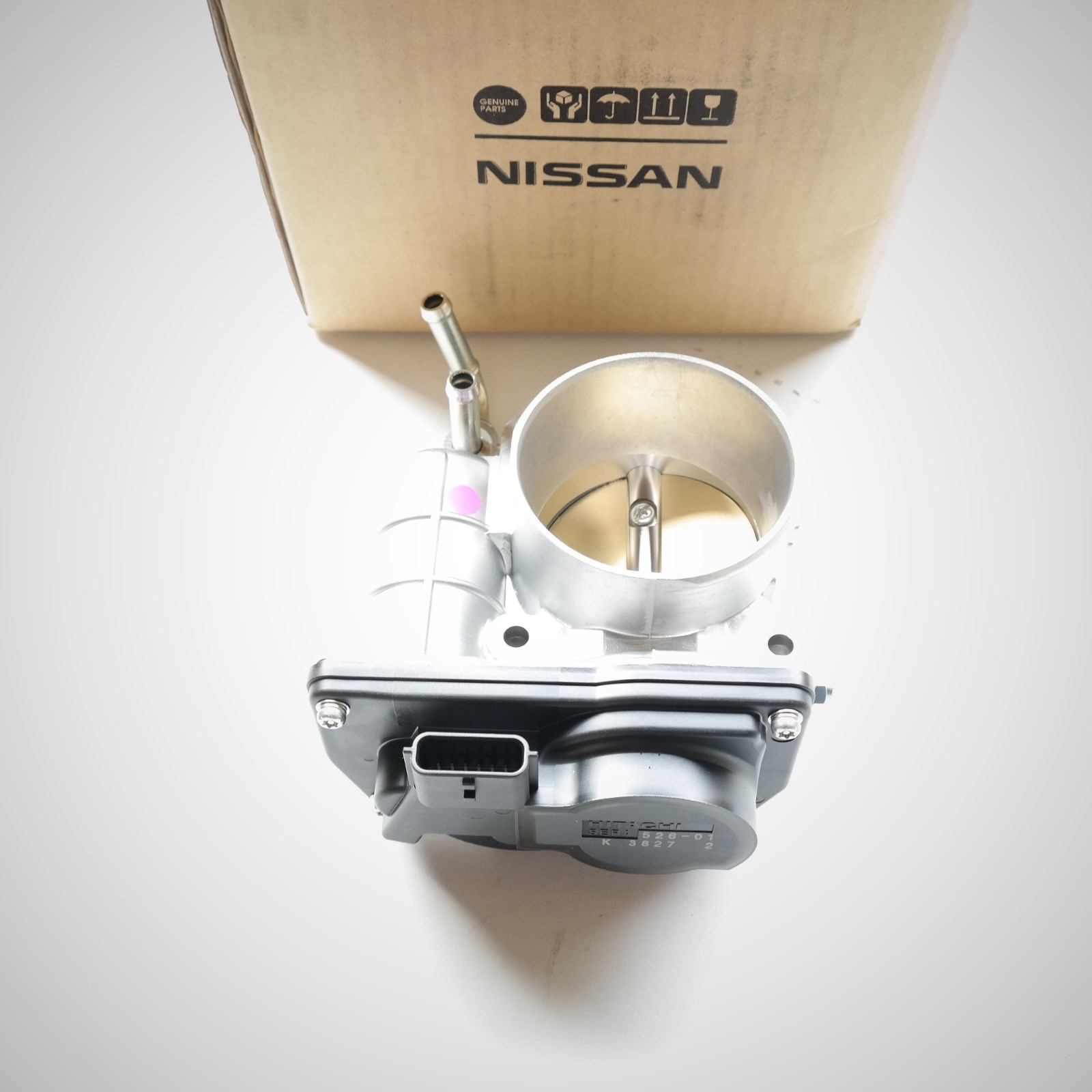 Boitier papillon 161191KC0B injecteur air Nissan Juke 1.6 DIG neuf