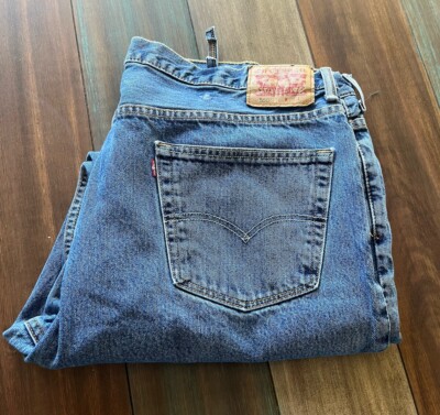 Levi s 550 Blue Jeans Men s Size 46 X 32 All Cotton Nice Condition