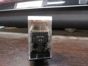 Реле миниатюрное rxm4ab1p7