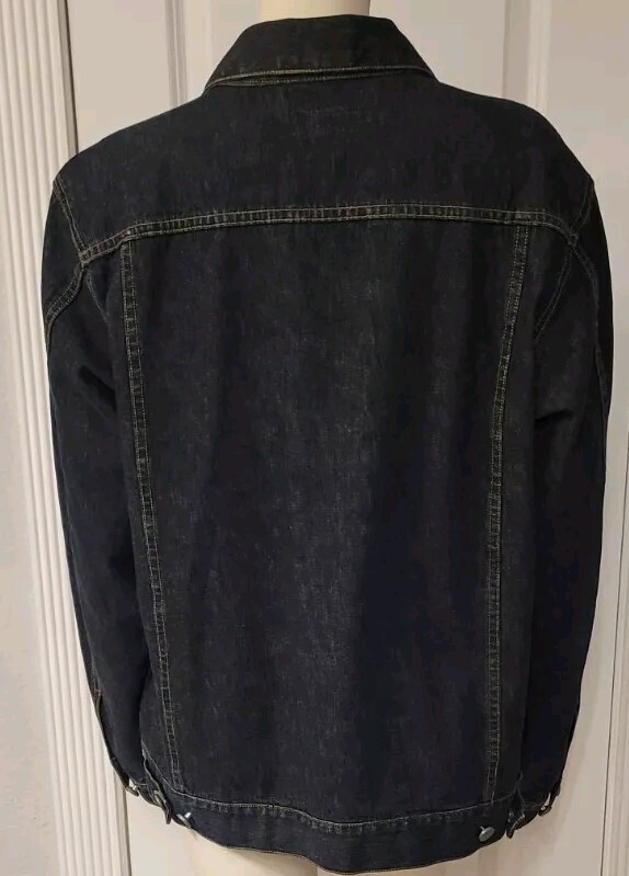 Picture 4 of 5