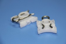 TOYOTA WHITE WINDOW REGULATOR SLIDER PIVOT RETAINER CLIPS PACK OF 2