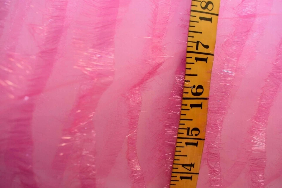 RAYAS PESTAÑAS ROSAS EN ORGANZA TRANSPARENTE ROSA TELA 100% POLIÉSTER POR YARDA Foto 2 de 2