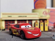 Lightning McQueen 1:55 2012 Disney/Pixar Cars 2 World Grand Prix Loose