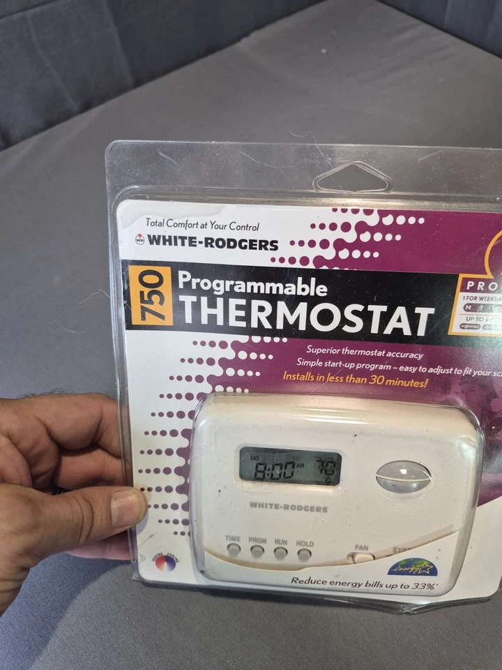 White-Rodgers 750 Programmable Thermostat Weekends/Weekdays - Image 2 of 4