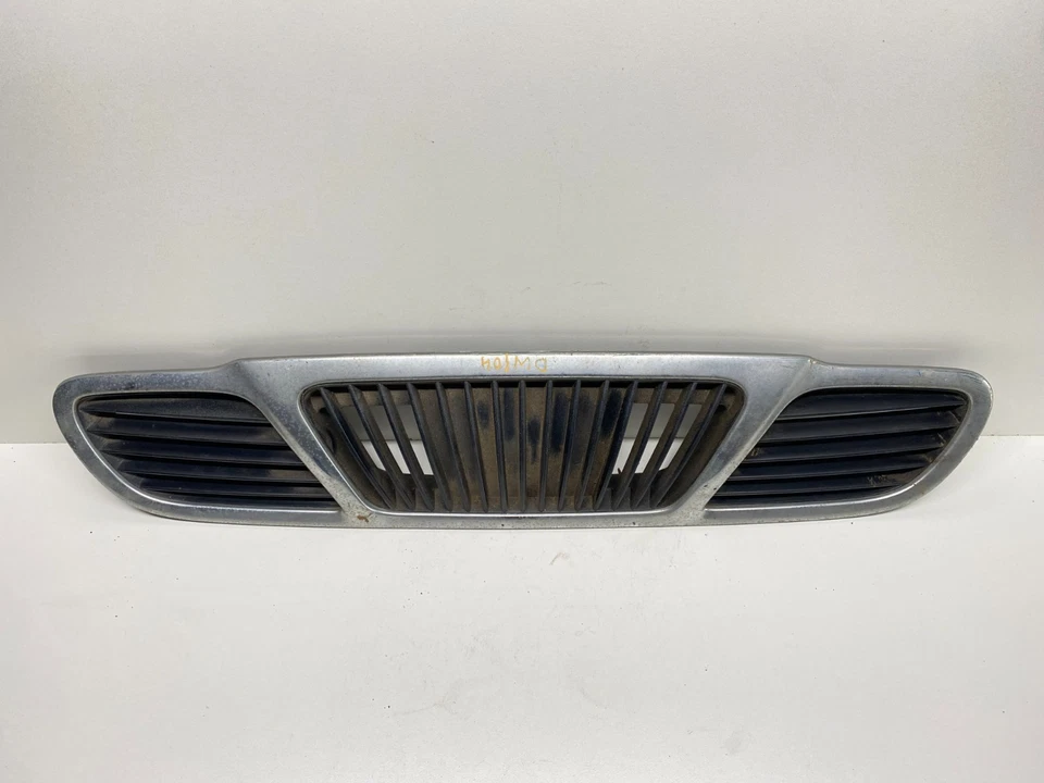 1998 - 2000 DAEWOO LANOS FRONT GRILLE OEM, 104-58879 - Image 3 of 4