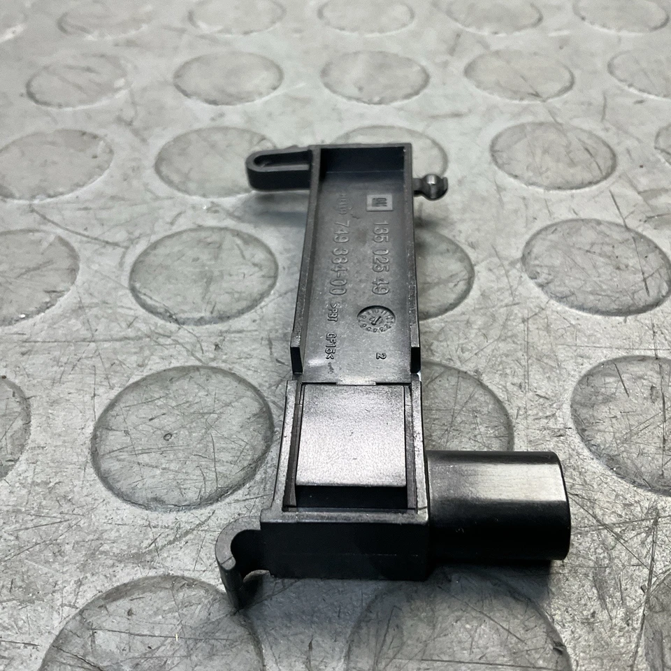 2013-2017 Cadillac XTS keyless entry antenna module Receiver OEM - Image 3 of 4