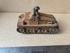 Vintage Auburn Rubber Marmon-Harrington Tank 4.5”