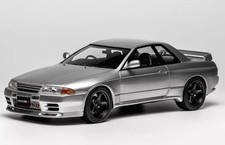 MOTORHELIX 1/18 Nissan Skyline GT-R R32 Customized Silver Mini Car New