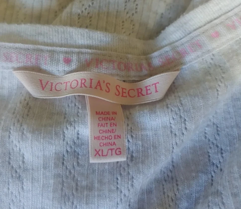 Victoria's Secret Base Layer Shirt Womens XL Gray Long Sleeve Pullover V-Neck - Image 4 of 4