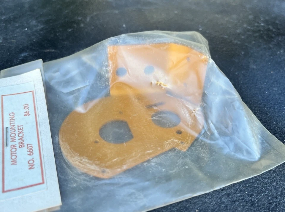 Team Associated RC10 RC 1:10 Motor Mounting Bracket #6607 Anodized Orange NEW - Image 3 of 4