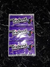 Trident Mixed Berry Sugar Free Gum 12 Packs of 5 Pieces Each 