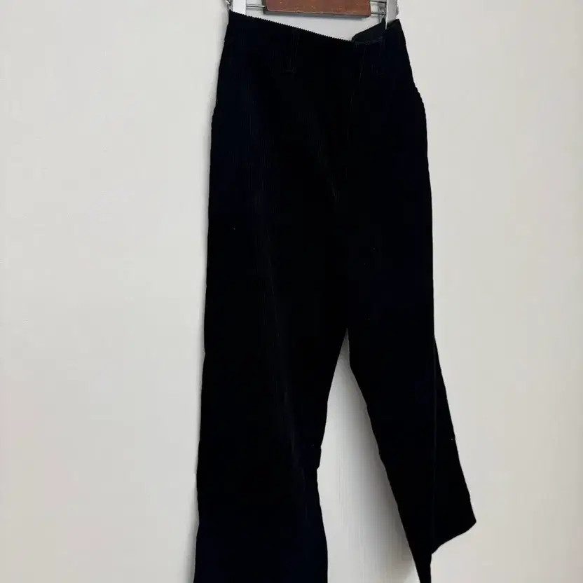 Uniqlo Corduroy Black Pants 67cm New thumbnail 8