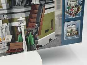 *RARE* LEGO Creator Expert: Parisian Restaurant (10243) NIB Sealed RETIRED SET