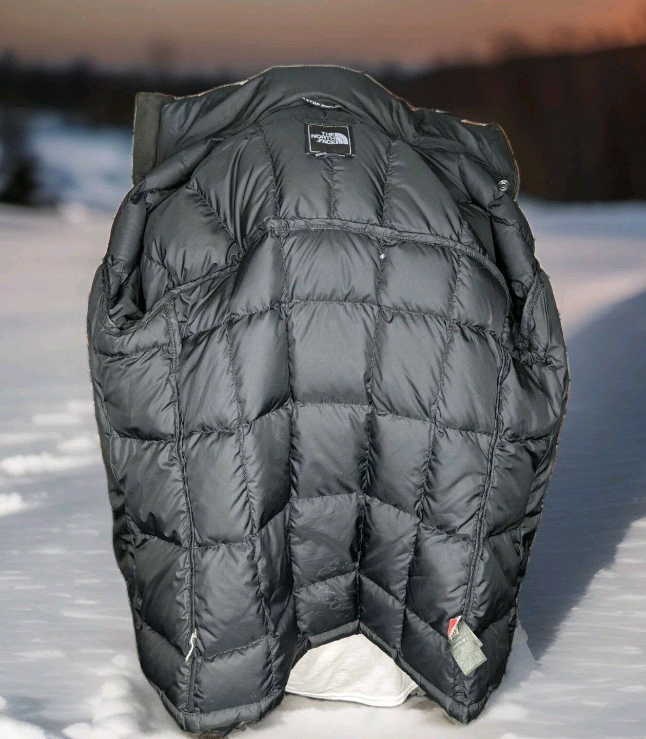 The North Face Metropolis Winter Jacket Coat Womens Small Down Puffer Hood Parka thumbnail 8