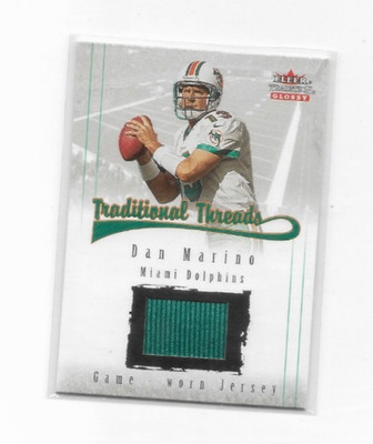 2001 Fleer Tradition Glossy Traditional Threads Dan Marino HOF dolphins
