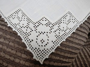 Vintage Linen Tablecloth And Napkin Set With Lace Inserts & 12 Napkins Ivory
