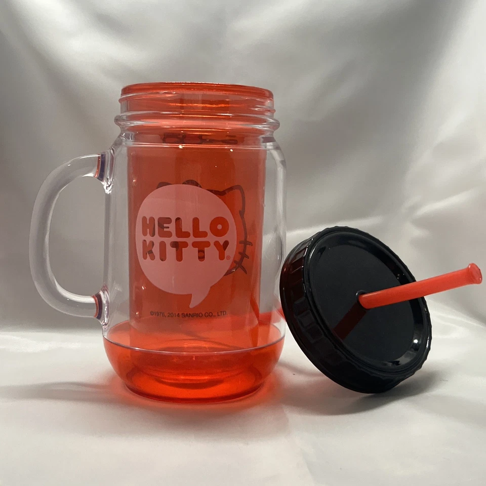 Hello Kitty Double-Walled Plastic Travel Mug With Handle With Straw - Image 4 of 4