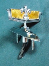 Original 1980 - 1990 Chevrolet Chevy Hood Ornament Part 1872361 Excellent Original 1980 - 1990 Chevrolet Chevy Hood Ornament Part 1872361 Excellent