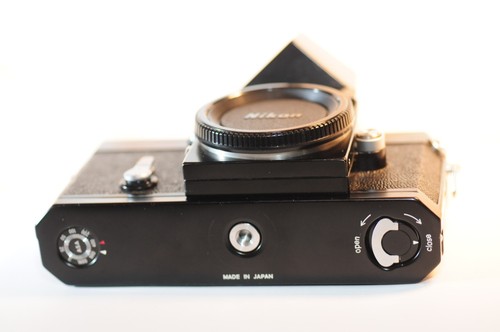 Nikon F black 35mm Film SLR camera Action finder F-36 base plate working READ - Picture 6 of 13