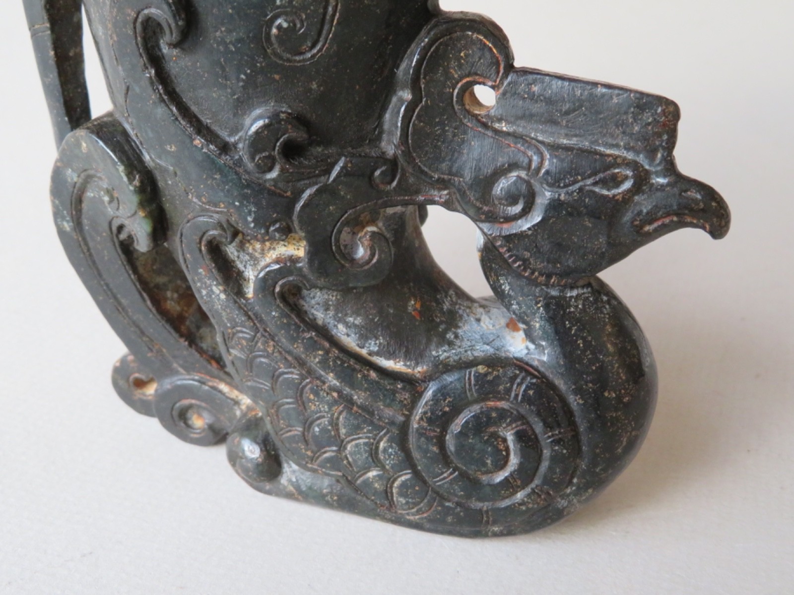 LARGE, UNUSUAL CHINESE PHOENIX RHYTON CUP --- BLACK JADE (TESTED) --- LATE QING
