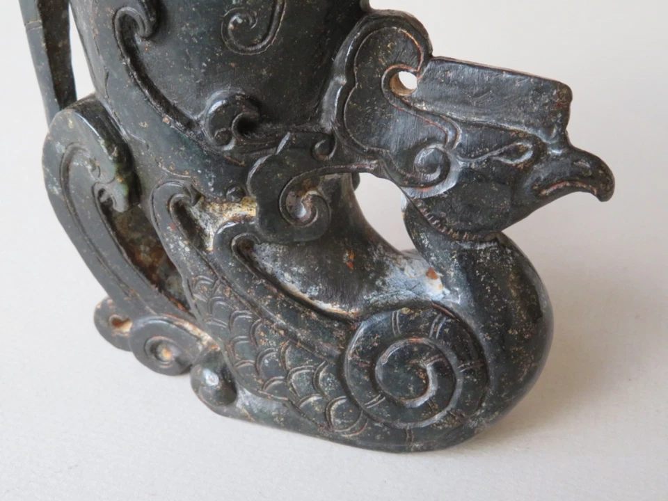 TAZA PHOENIX RHYTON CHINA GRANDE E INUSUAL --- JADE NEGRO (PROBADO) --- QING TARDÍO Foto 3 de 4