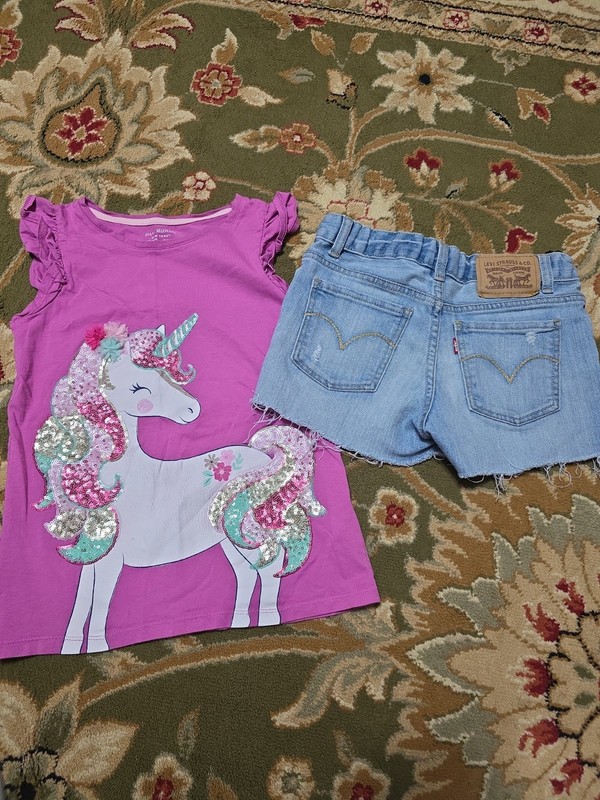 Girls Sz 10-12 Sequined Unicorn Tank And Distressed Levi Shorts