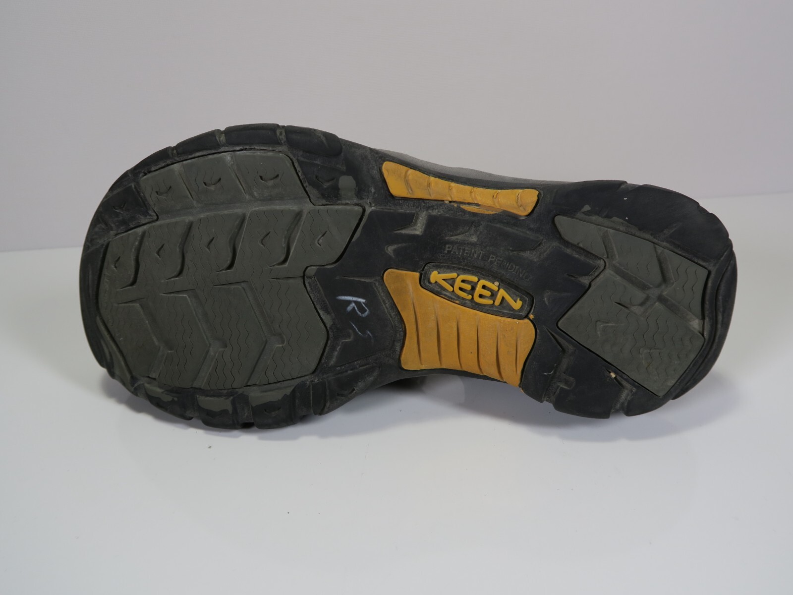 Sandali Keen Newport punta chiusa pelle alta trazione aderenza escursionismo acqua uomo 9