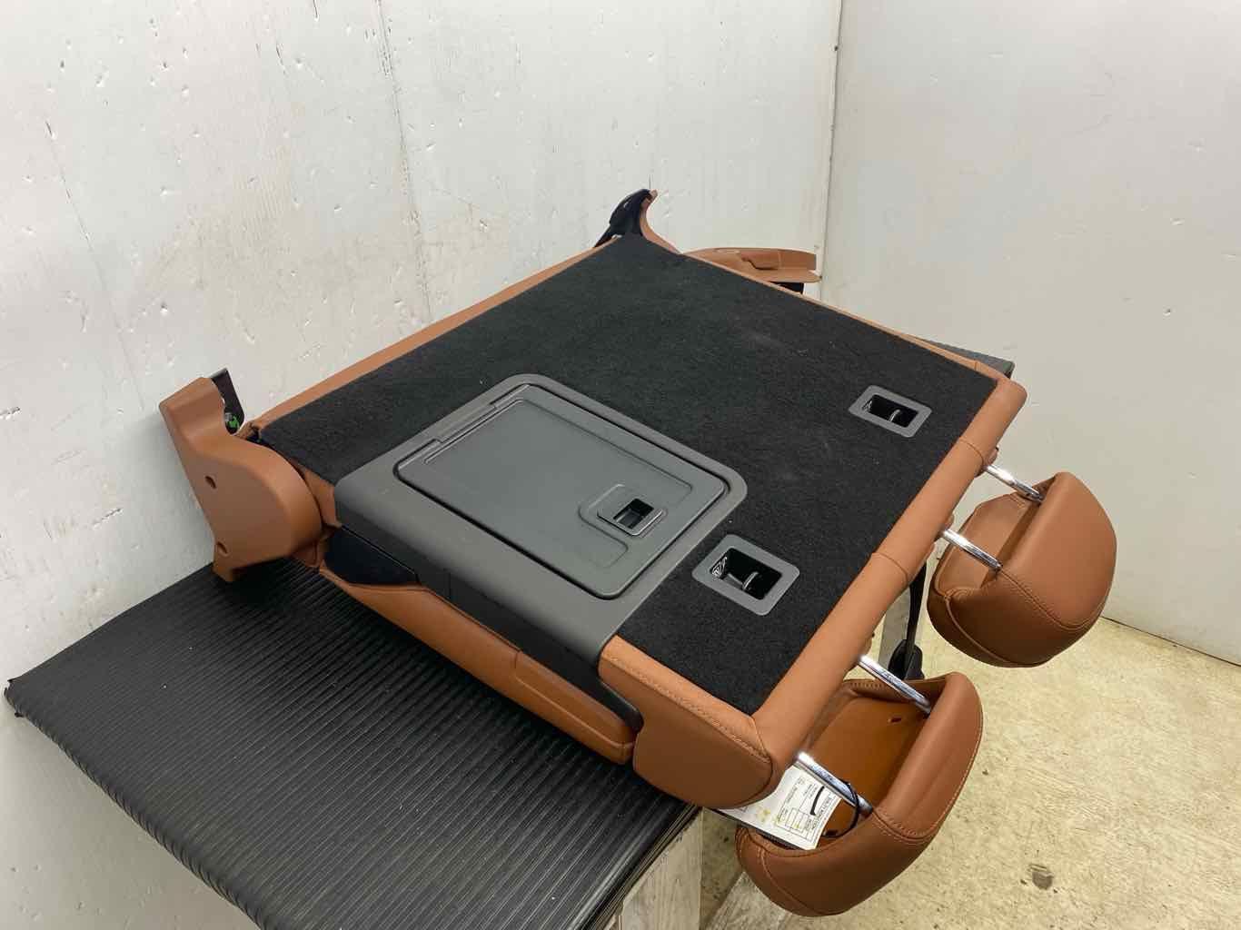 2017-2020 MASERATI LEVANTE M161 OEM LEFT REAR UPPER SEAT CUSHION TAN (ITN)