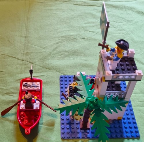 Lego Pirates 6265 Sabre Island - vollständig - Bild 2 von 5