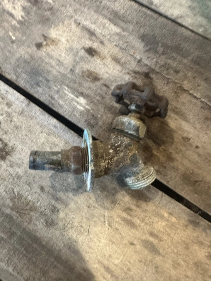 De colección RUSTY Válvula de Agua Manija de Grifo Steampunk Artesanía Plomería Chatarra 121 Foto 3 de 3