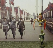 Prewar-German Soldier Marching w/Small Schellenbaum by Elastolin Lineol Hausser