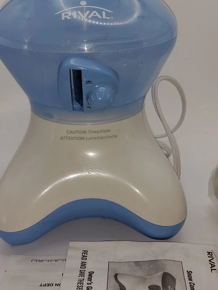 Cono de nieve Rival, aguanieve, batido, batidor. Treat Shoppe modelo IS350 Foto 3 de 4