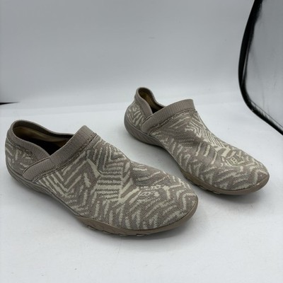 Skechers Shoes Womens Size 8 Taupe Breathe Easy Lassie Knit Memory Foam Slip On
