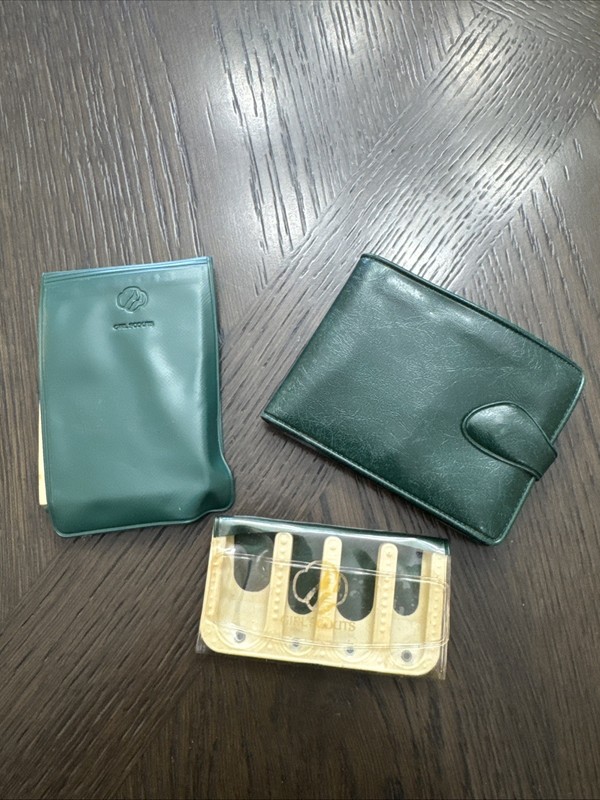 Vintage Girl Scout Plastic Wallet Slotted Coin Purse & Notepad