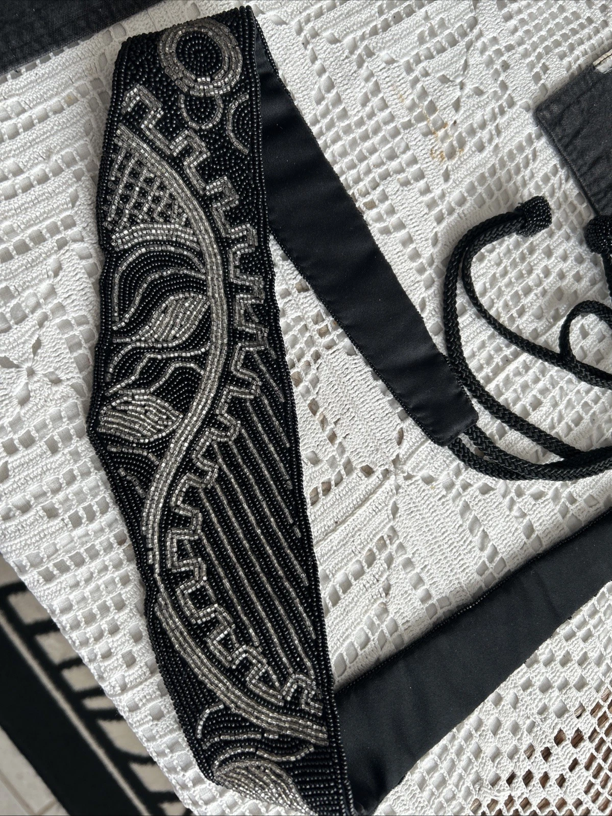 Ceinture cravate vintage 1950 type CHRISTIAN DIOR perles créateur ceinture cummerbund toutes perles