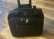 Solo Rolling Carry On Laptop Telescopic Handle Bag Luggage 16  W 4 Compartments