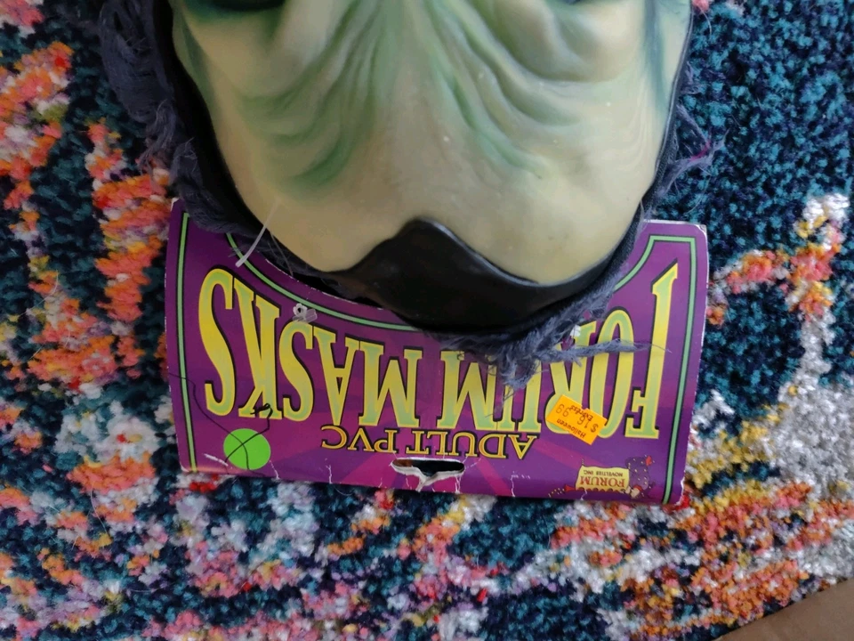 Adult PVC Forum Masks Hooded Mean And Green Forum Novelties  - Image 3 of 4