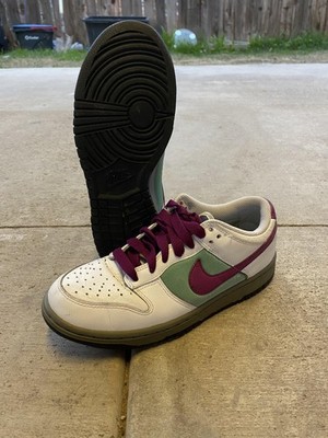 Nike Dunk Low Shoes Mens Size 8.5 White Green Purple Sneakers 317813-101