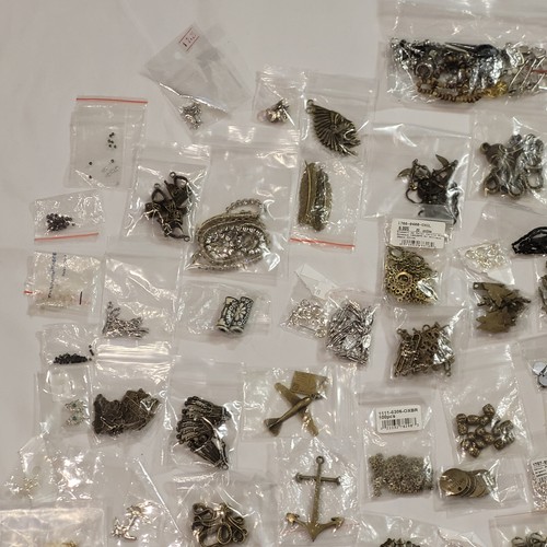 Jewelry Making Supply and Beads Mix Lot 2.2 Lbs - Picture 7 of 10