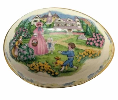 Lenox Easter Egg 1986 Limited Edition Egg Hunt Vintage Trinket Box NIB