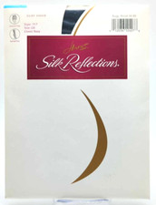 Hanes Reflections Silky Sheer Control Top Sandalfoot Pantyhose Size CD NAVY Vntg