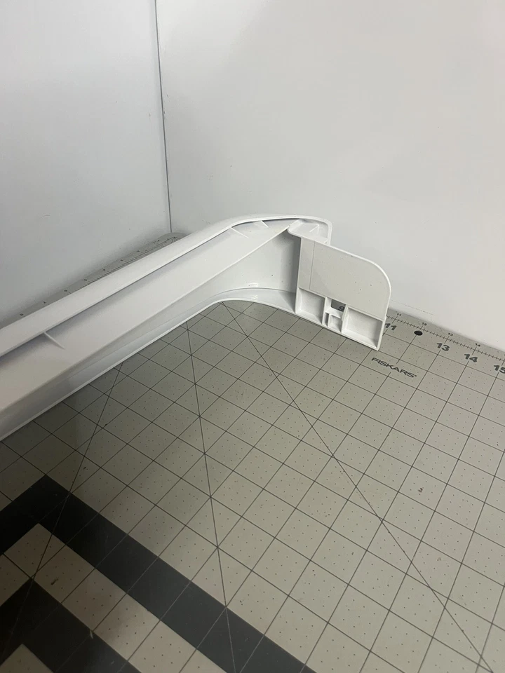 Estante de puerta inferior para refrigerador Whirlpool pieza OEM # 12557905 67001019 Foto 4 de 4