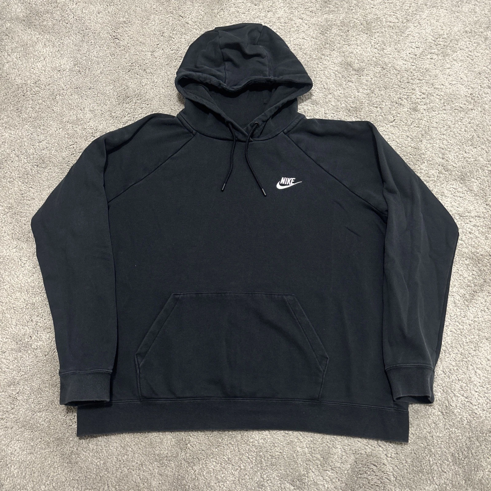 Nike Men’s XL Black Pullover Hoodie Fleece Cotton Swoosh Logo Pockets