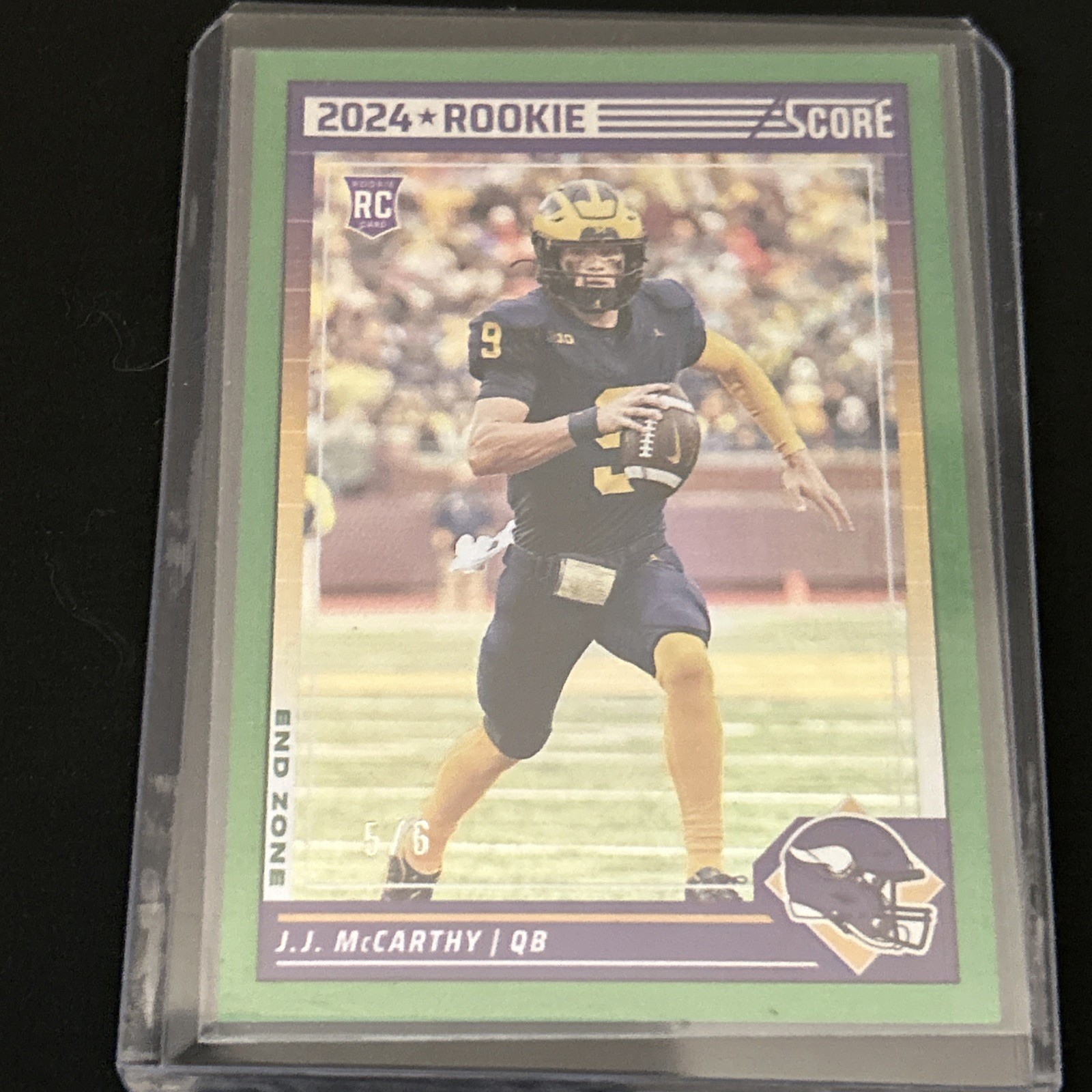 2024 Score - Rookies J.J. McCarthy #304 End Zone /6 (RC)