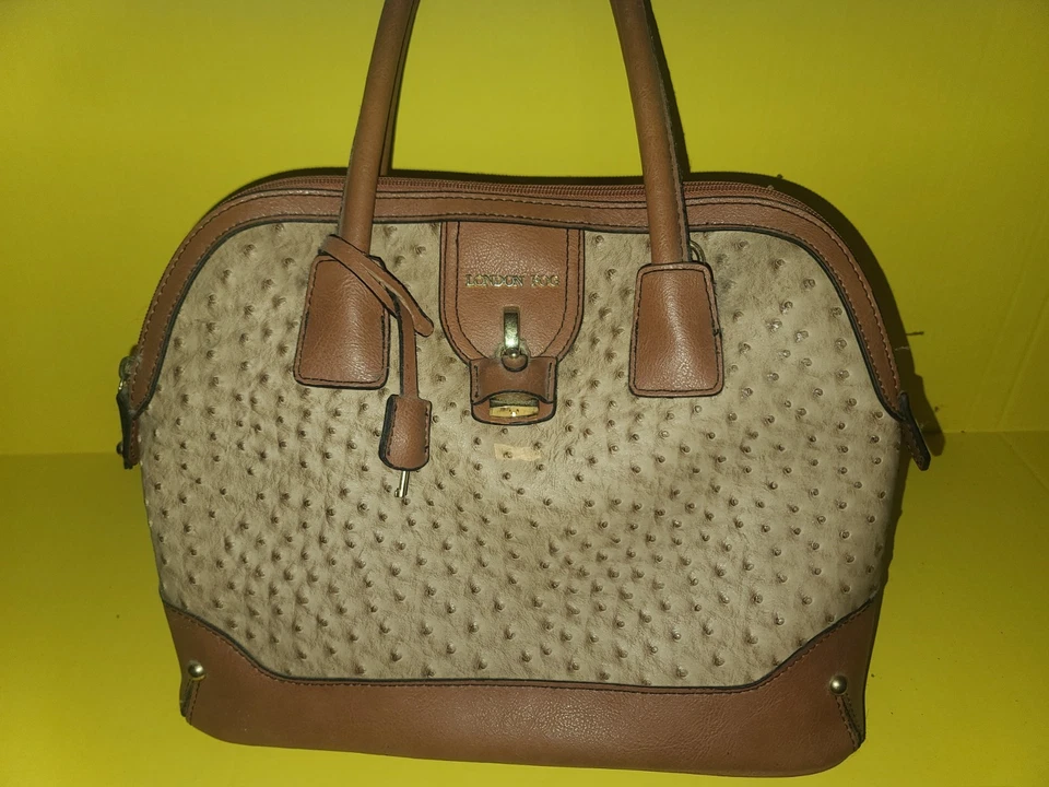 London Fog Leather Skin Bag — 第 2/4 张图片