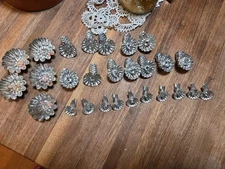 Vintage Silver Metal Pinecone Christmas Tree Clip On Candle Holders Lot of 27