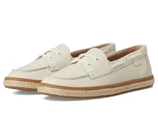 Woman's Boat Shoes VIONIC Bay