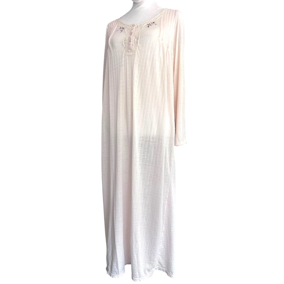 Camisón Bobbie Brooks Mujer Manga Larga Rosa Bordado Talla Grande Cottage Foto 2 de 4